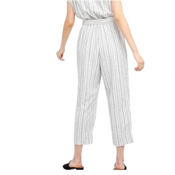 GAP White & Black Striped Rayon Women's Jumpsuit Romper Size Small‎ - Picture 2 of 11